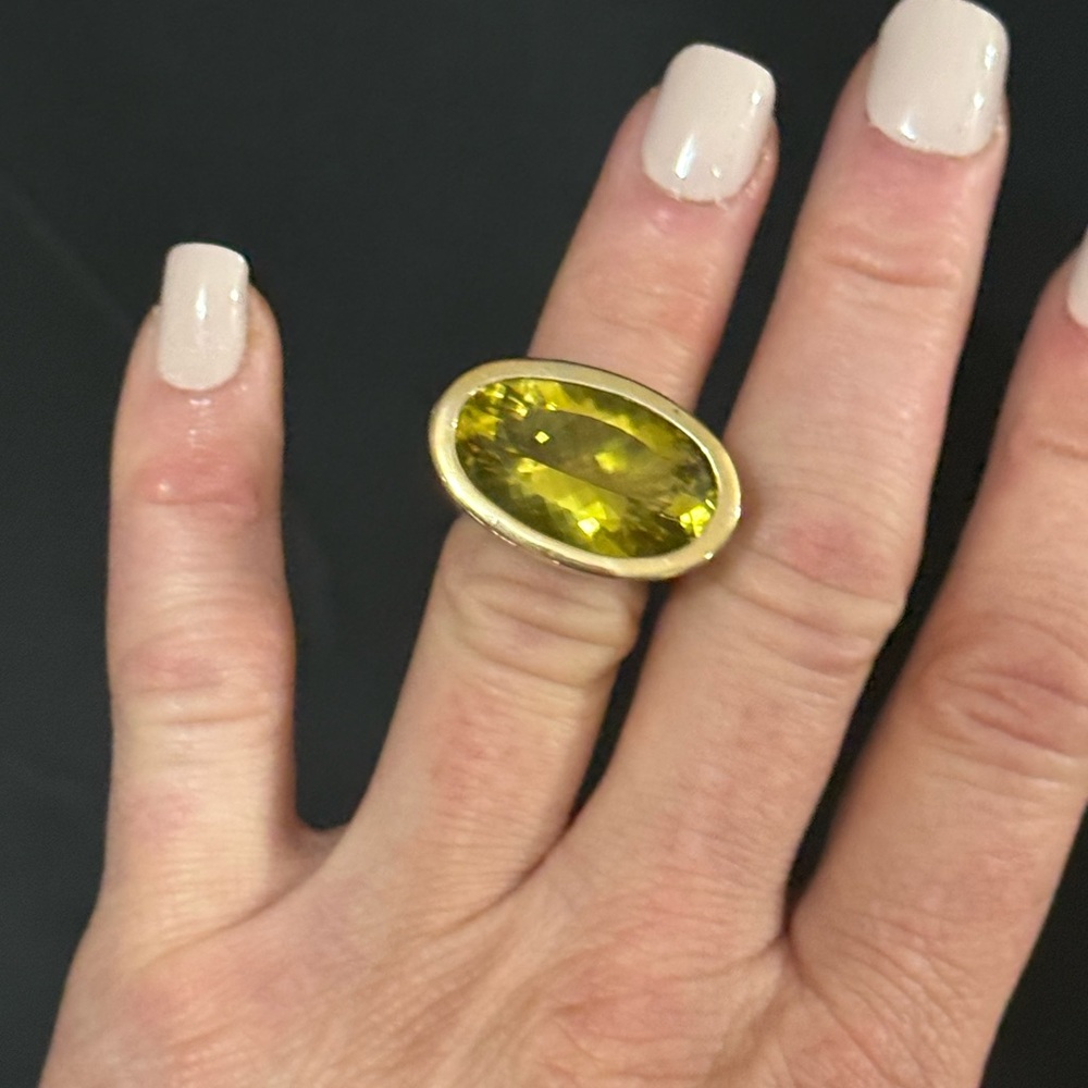 John Hardy 18k gold/.925 Batu Sari Olive Quartz Large Round Ring Size 6